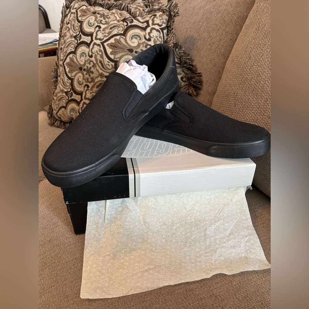 LUGZ shoes NIB clipper wide size 13‎ W